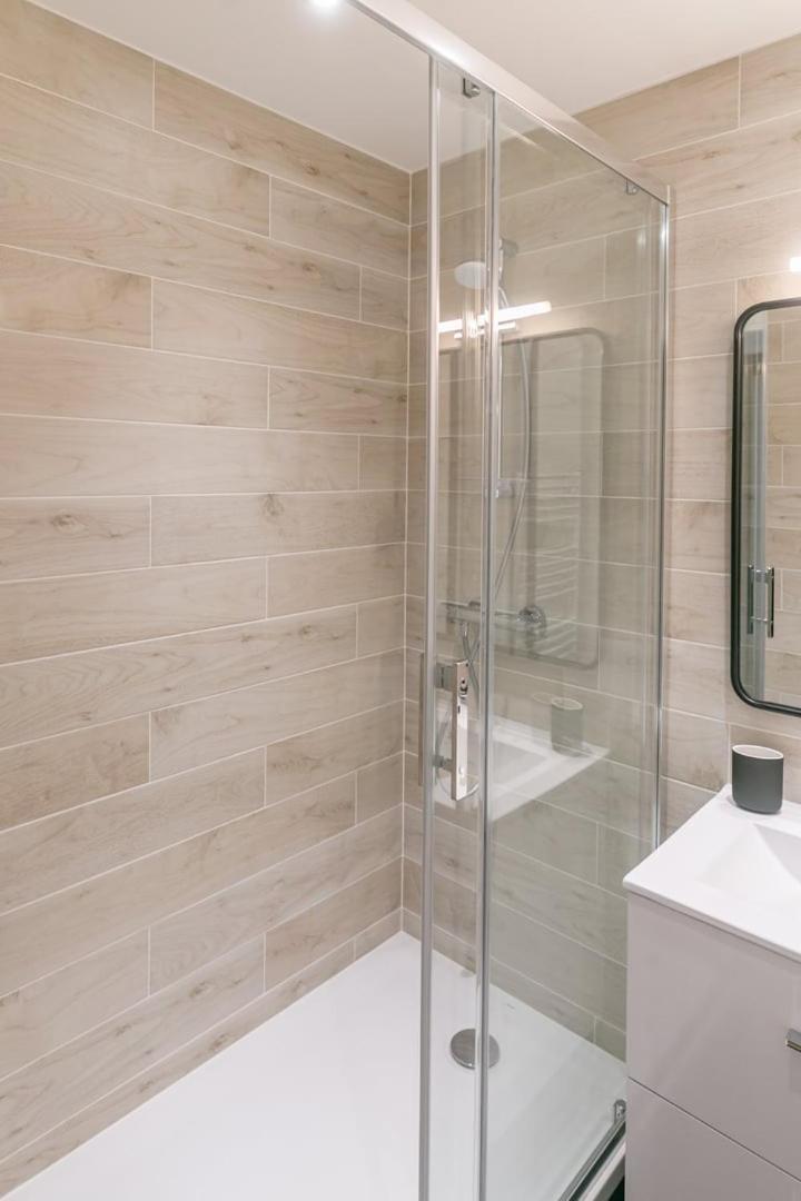 Apartmán Guestready - Airy Apt For 4 In Issy-Les-Moulineaux Exteriér fotografie